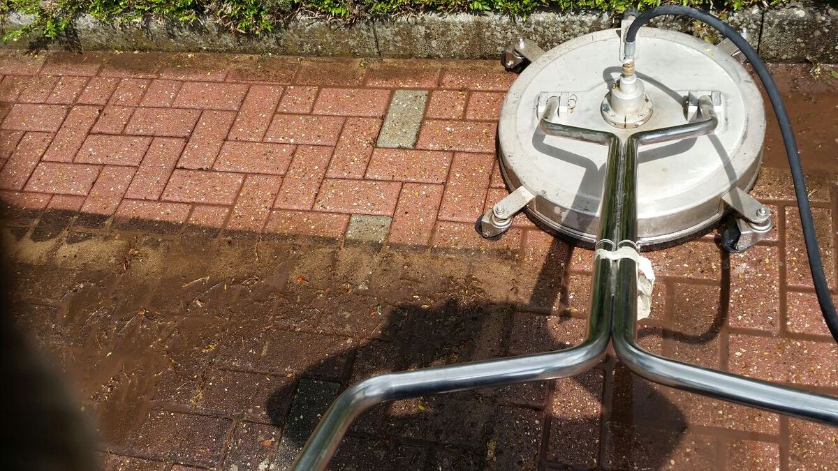 Driveway & Patio Cleaning